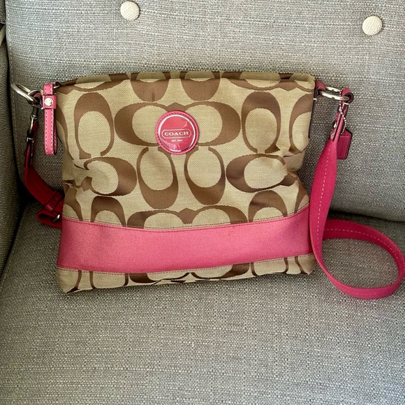 Coach Handbags - Coach Crossbody Purse